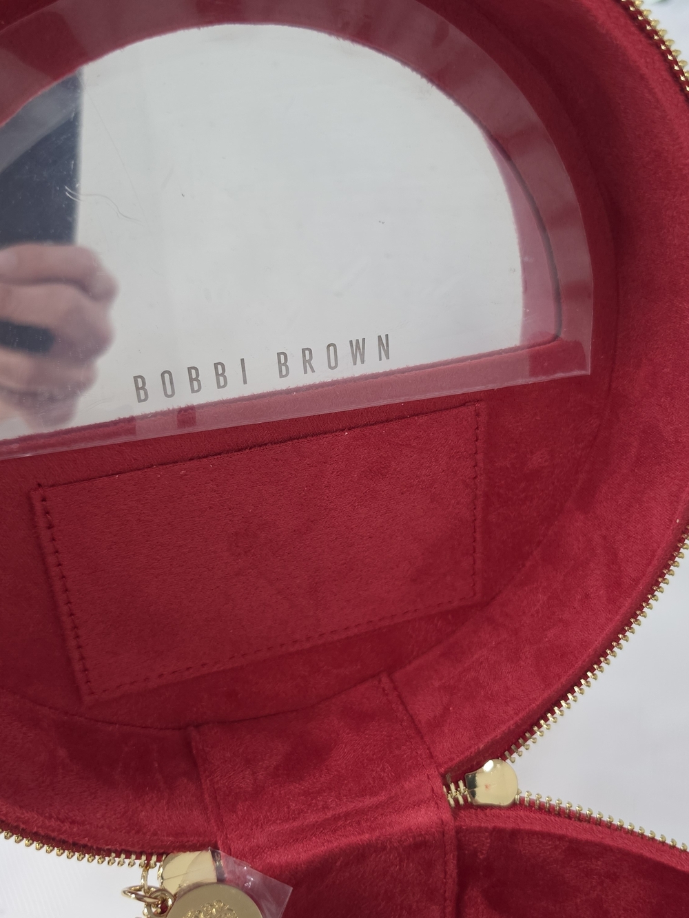Bobbi Brown Red Round Cosmetic Case with Gold Hardware - Picture 5 of 9